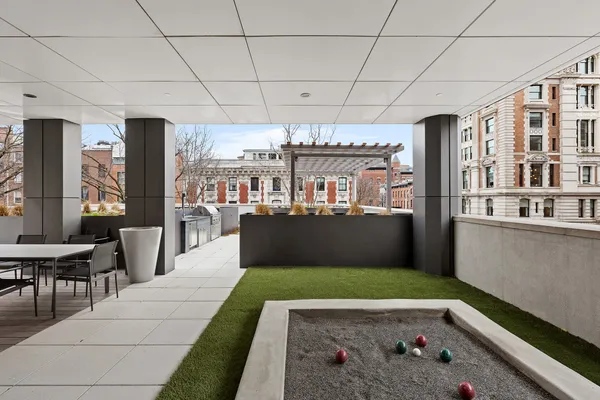 $12,500 | 347 Henry Street, Unit 5B | Cobble Hill