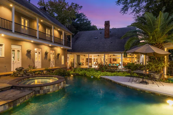 $1,395,000 | 105 Mill Valley Run, Lafayette, LA 70508