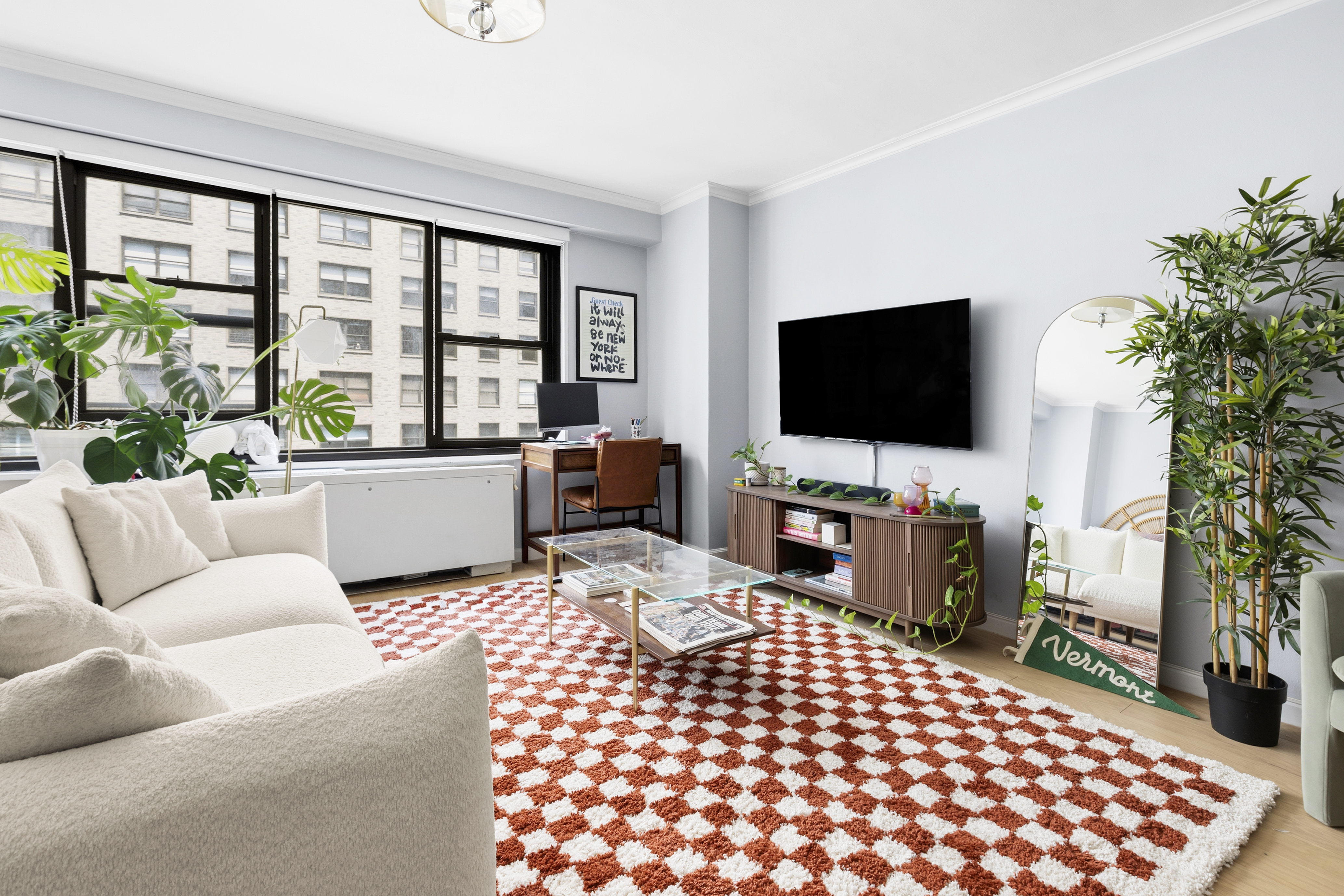 220 East 57th Street, Unit 9F Manhattan, NY 10022 - Photo 1 of 9 Gallery Image 1