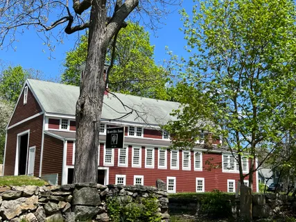 $1,895,000 | 102 Washington Street, Sherborn, MA 01770