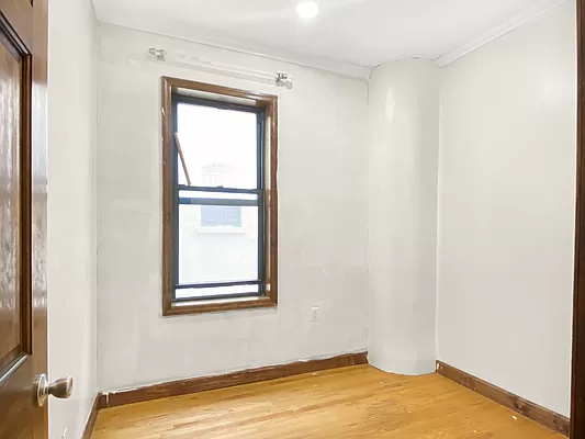 208 West 140th Street, Unit 11 Manhattan, NY 10030 - Photo 7 of 9