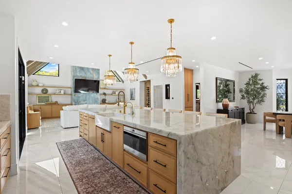 $5,300,000 | 20630 Kingsboro Way, Woodland Hills, CA 91364