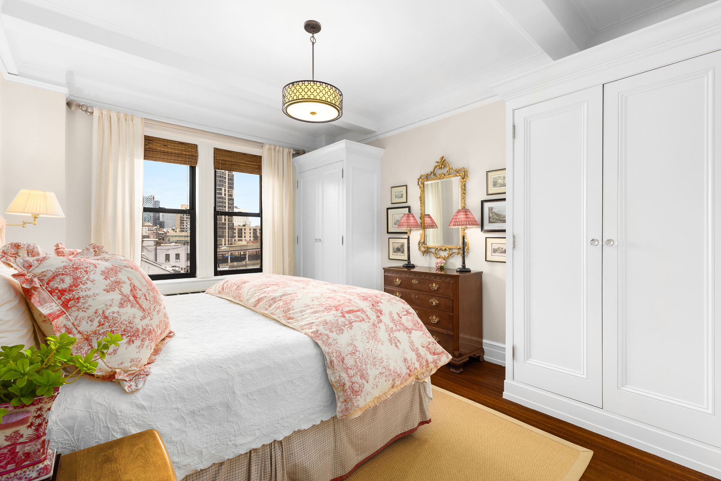 345 East 57th Street, Unit 8D Manhattan, NY 10022 - Photo 6 of 11