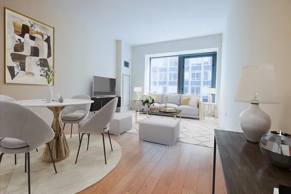 $1,145,000 | 75 Wall Street, Unit 20P | Financial District