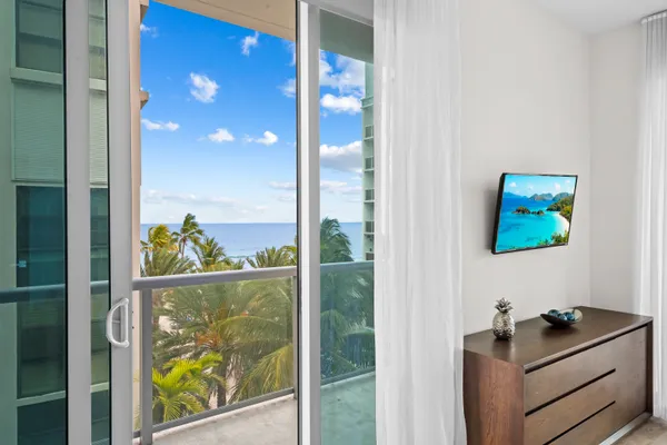 $549,000 | 777 North Ocean Drive, Unit N407, Hollywood, FL 33019