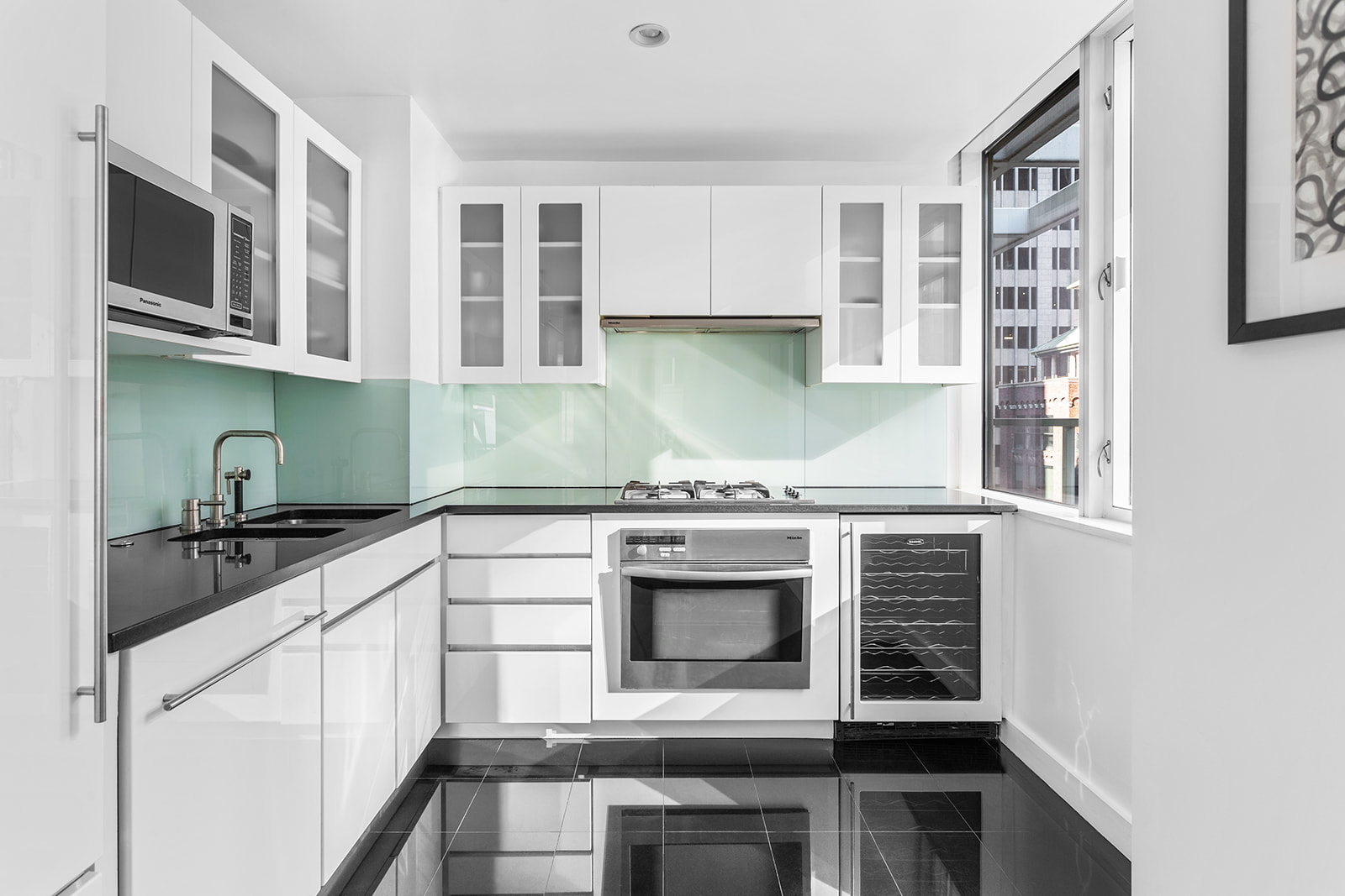 60 East 55th Street, Unit 21A Manhattan, NY 10022 - Photo 3 of 12