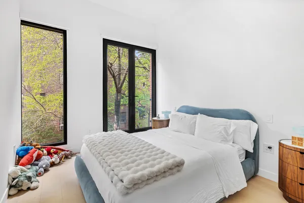 $50,000 | 442 West 22nd Street | Chelsea