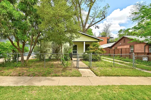 $670,000 | 1710 Holly Street, Austin, TX 78702