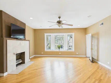$345,000 | 5237 South Michigan Avenue, Unit 2N, Chicago, IL 60615