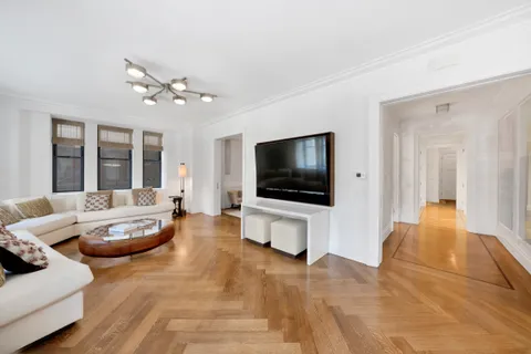 $5,999,000 | 235 West 75th Street, Unit 423 | Upper West Side