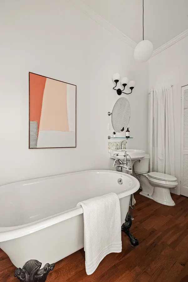 $1,250,000 | 21-23 45th Road, Unit 2 | Long Island City