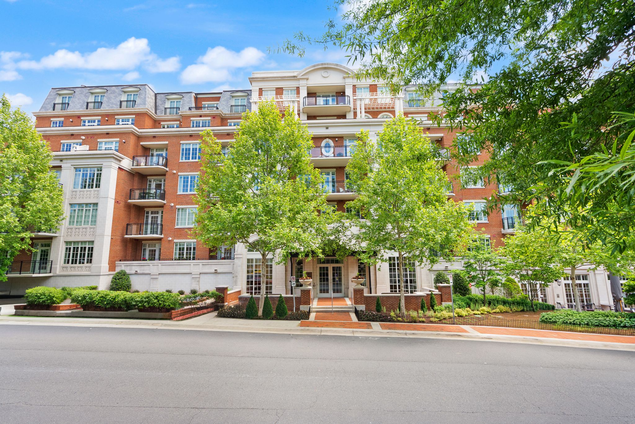 6900 Fleetwood Road, Unit 415 McLean, VA 22101 - Photo 2 of 51