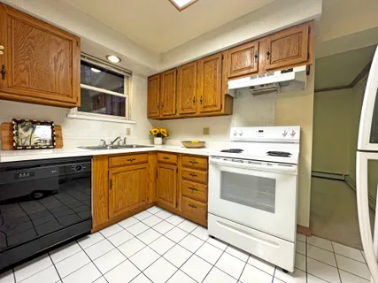 $235,000 | 3992 Beechwood Boulevard, Pittsburgh, PA 15217