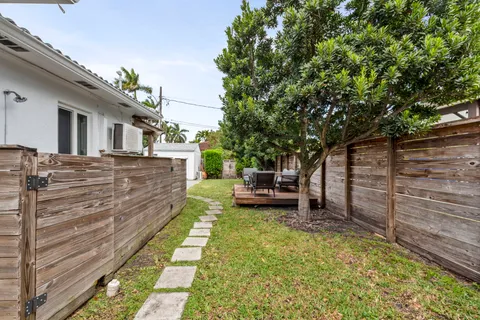 $999,999 | 409 North 14th Avenue, Hollywood, FL 33020