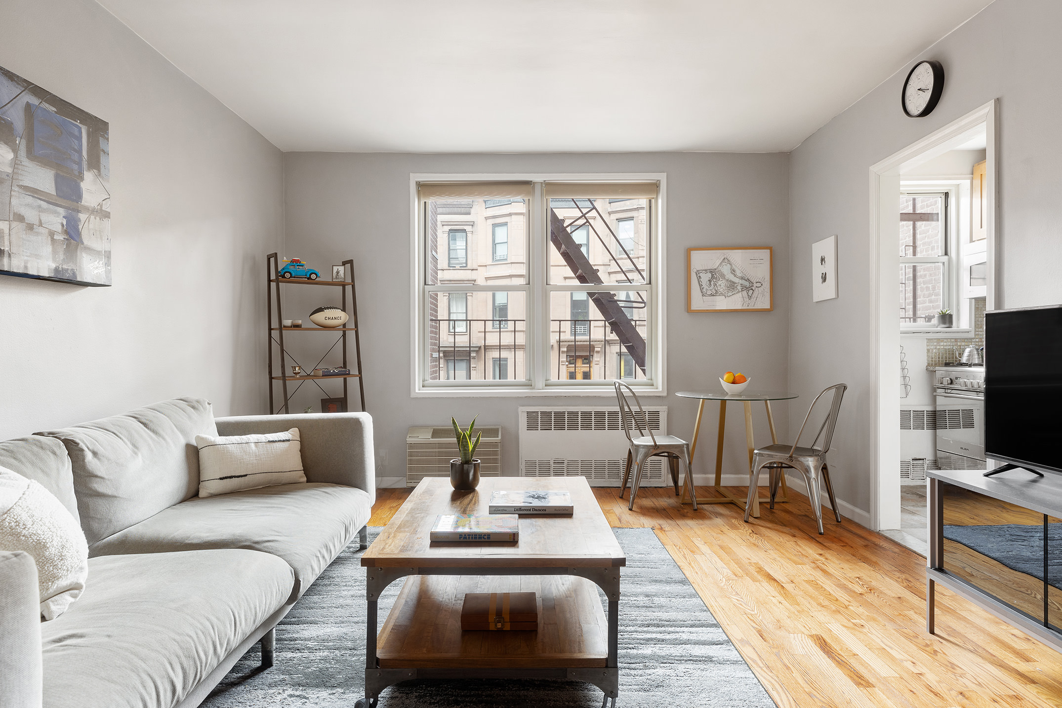 220 Berkeley Place, Unit 2E Brooklyn, NY 11217 - Photo 2 of 9