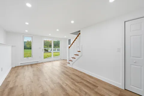 $2,400,000 | 6 Lynbrook Road, Southborough, MA 01772