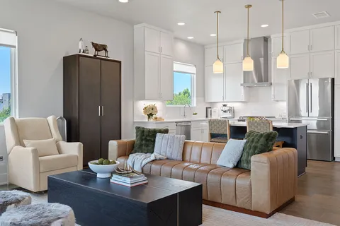 $789,000 | 7905 Floracita Lane, Austin, TX 78735