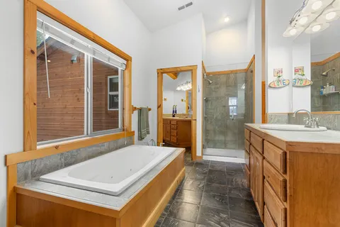 $995,000 | 3606 South Upper Truckee Road, South Lake Tahoe, CA 96150