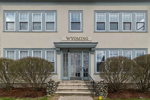 $499,900 | 12 West Wyoming Avenue, Unit 2, Melrose, MA 02176