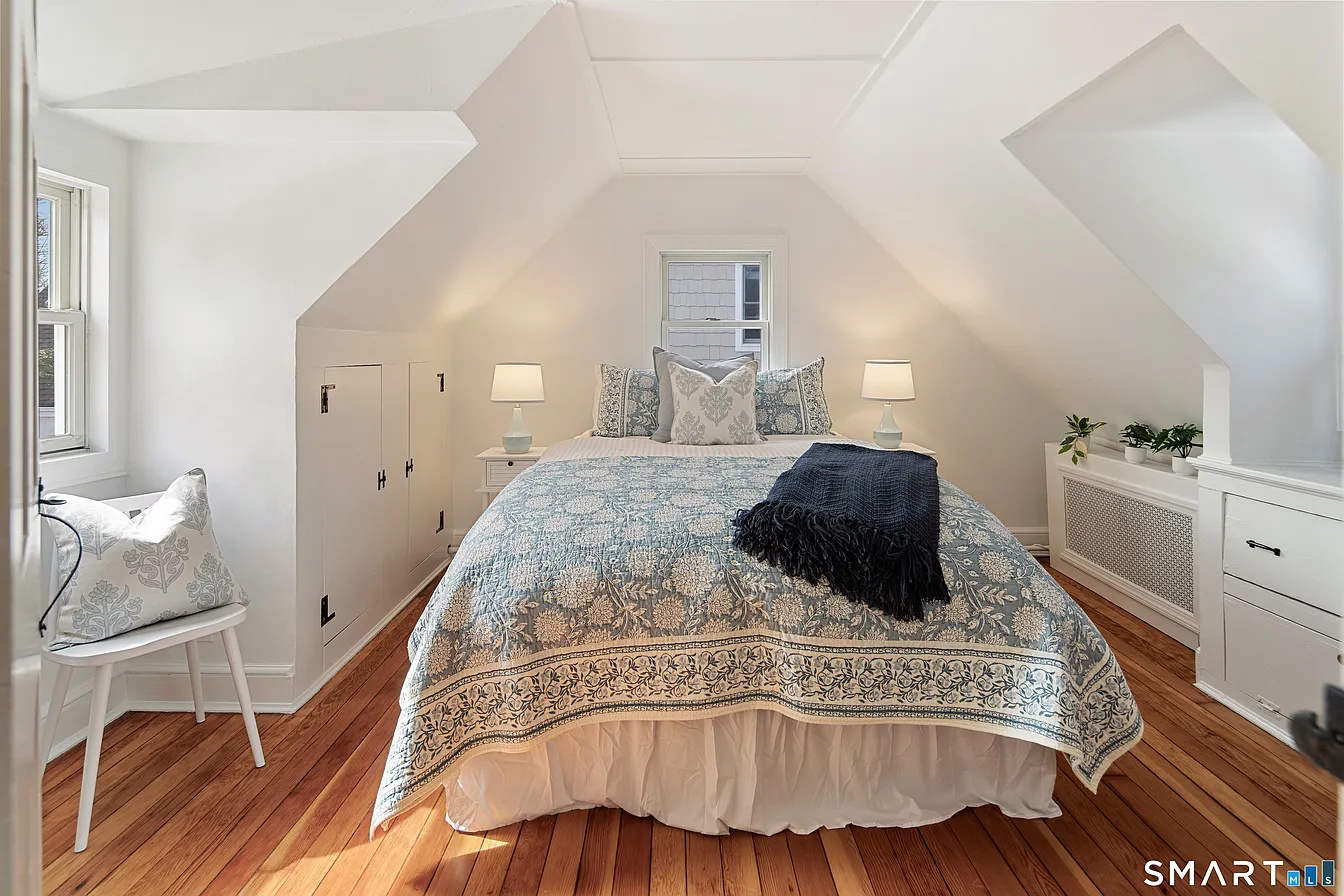 9 Point O Woods Road South Darien, CT 06820 - Photo 34 of 39