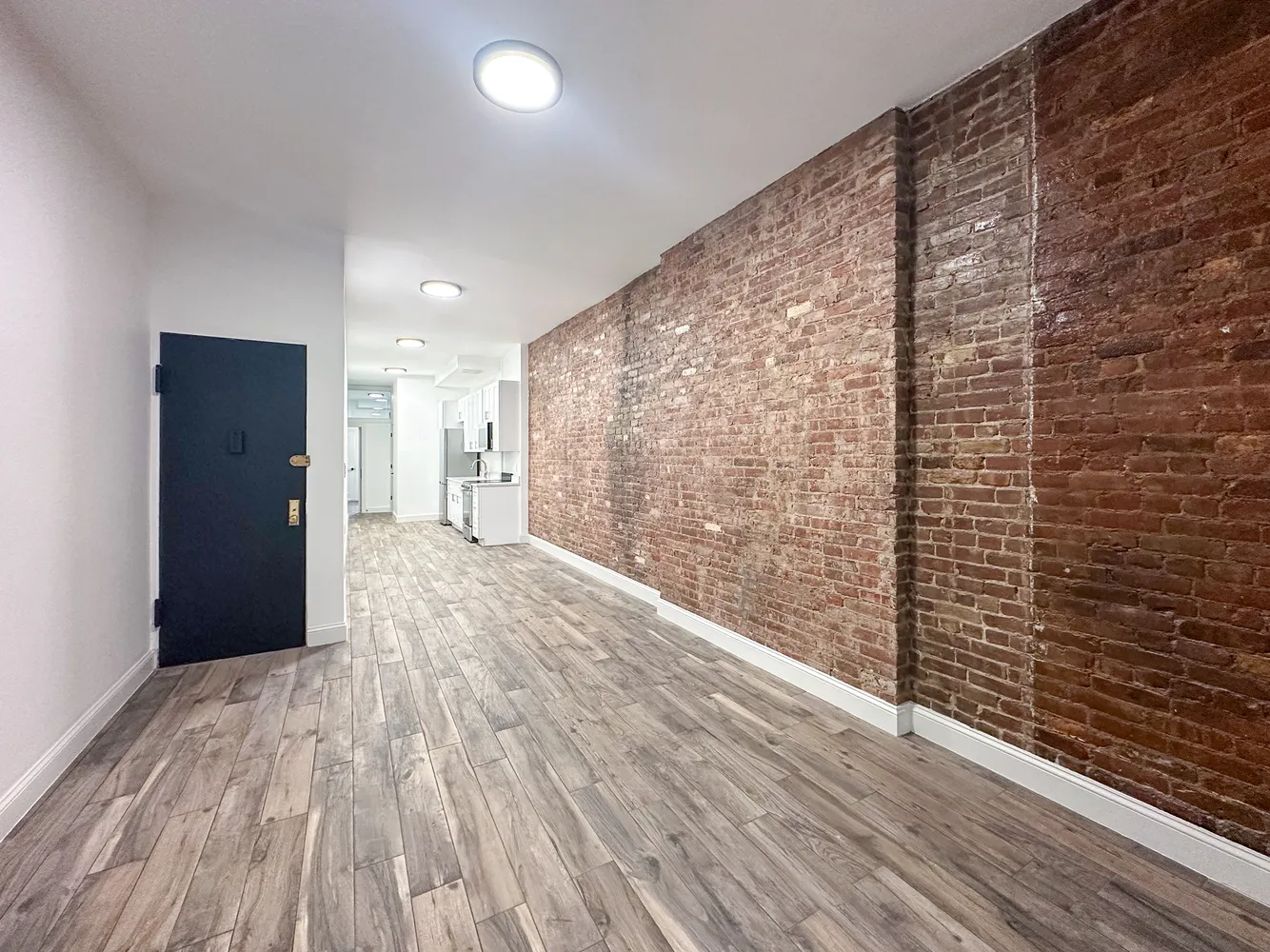 $6,490 | 213 East 5th Street, Unit 4 | East Village