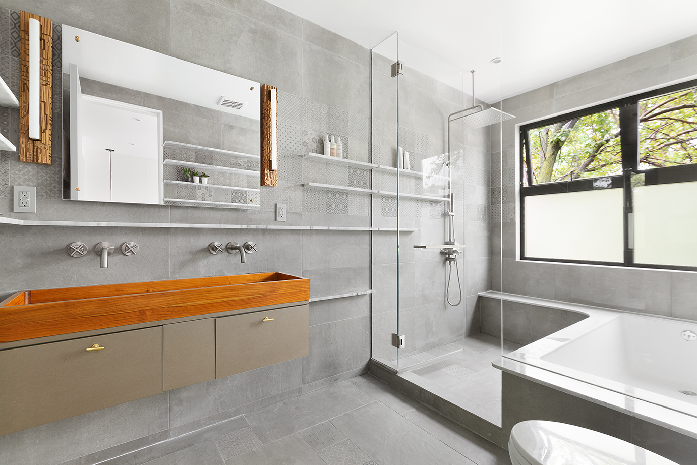 512 Lorimer Street Brooklyn, NY 11211 - Photo 8 of 15