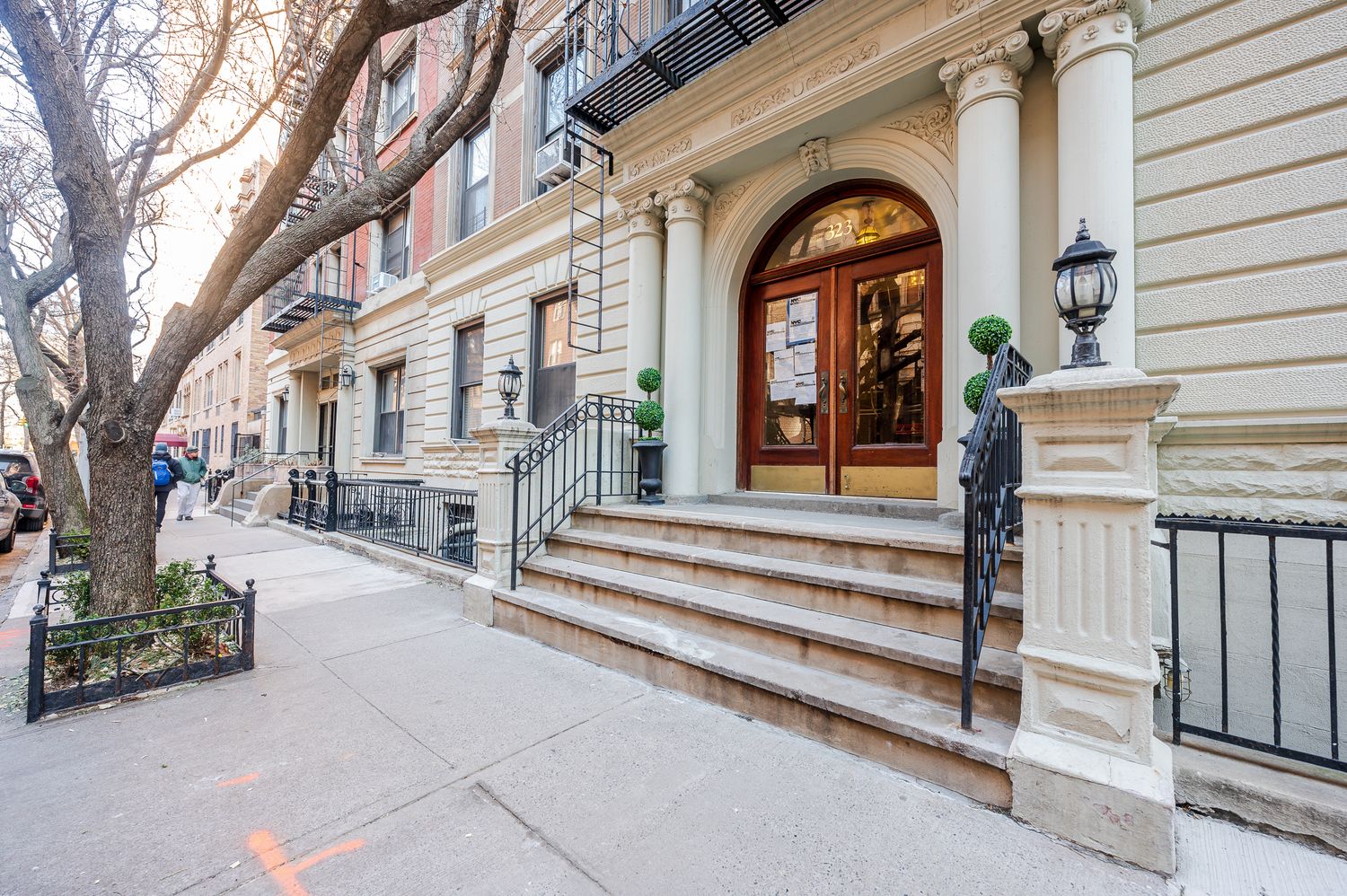 $1,100,000 | 323 West 83rd Street, Unit 3A | Upper West Side
