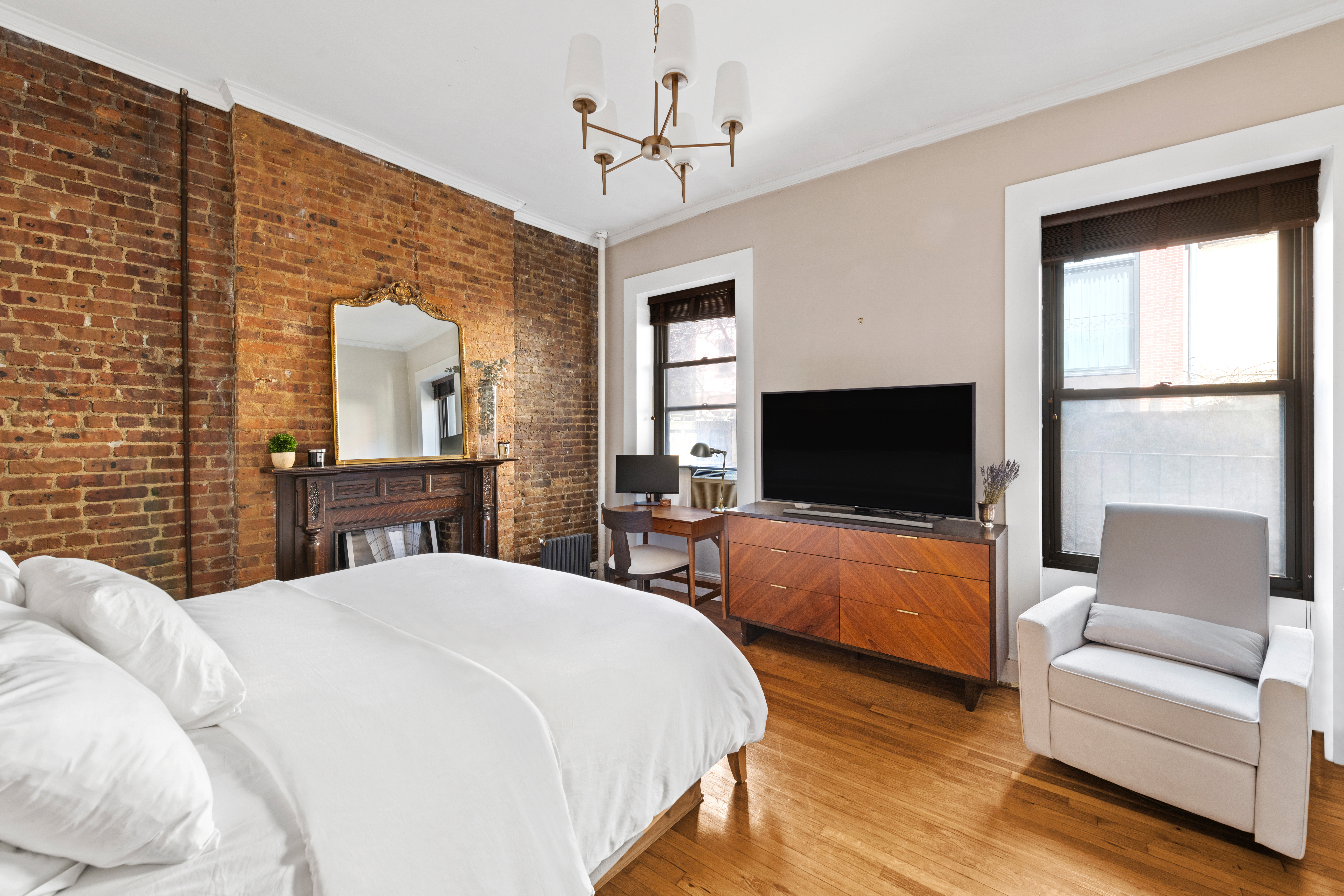 327 West 83rd Street, Unit 1A Manhattan, NY 10024 - Photo 3 of 7