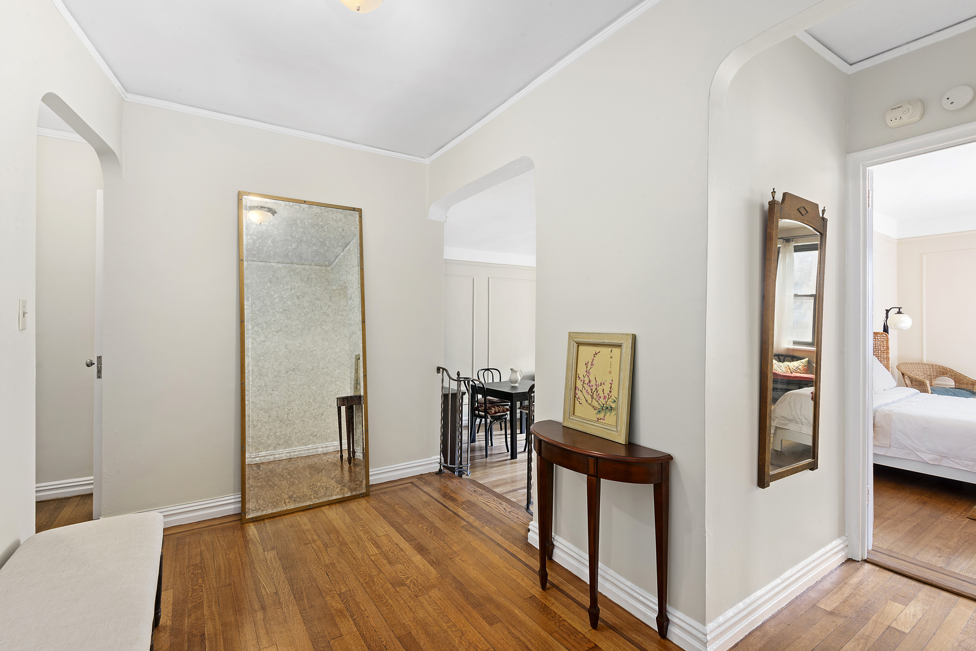736 West 186th Street, Unit 6J Manhattan, NY 10033 - Photo 1 of 7 Gallery Image 1