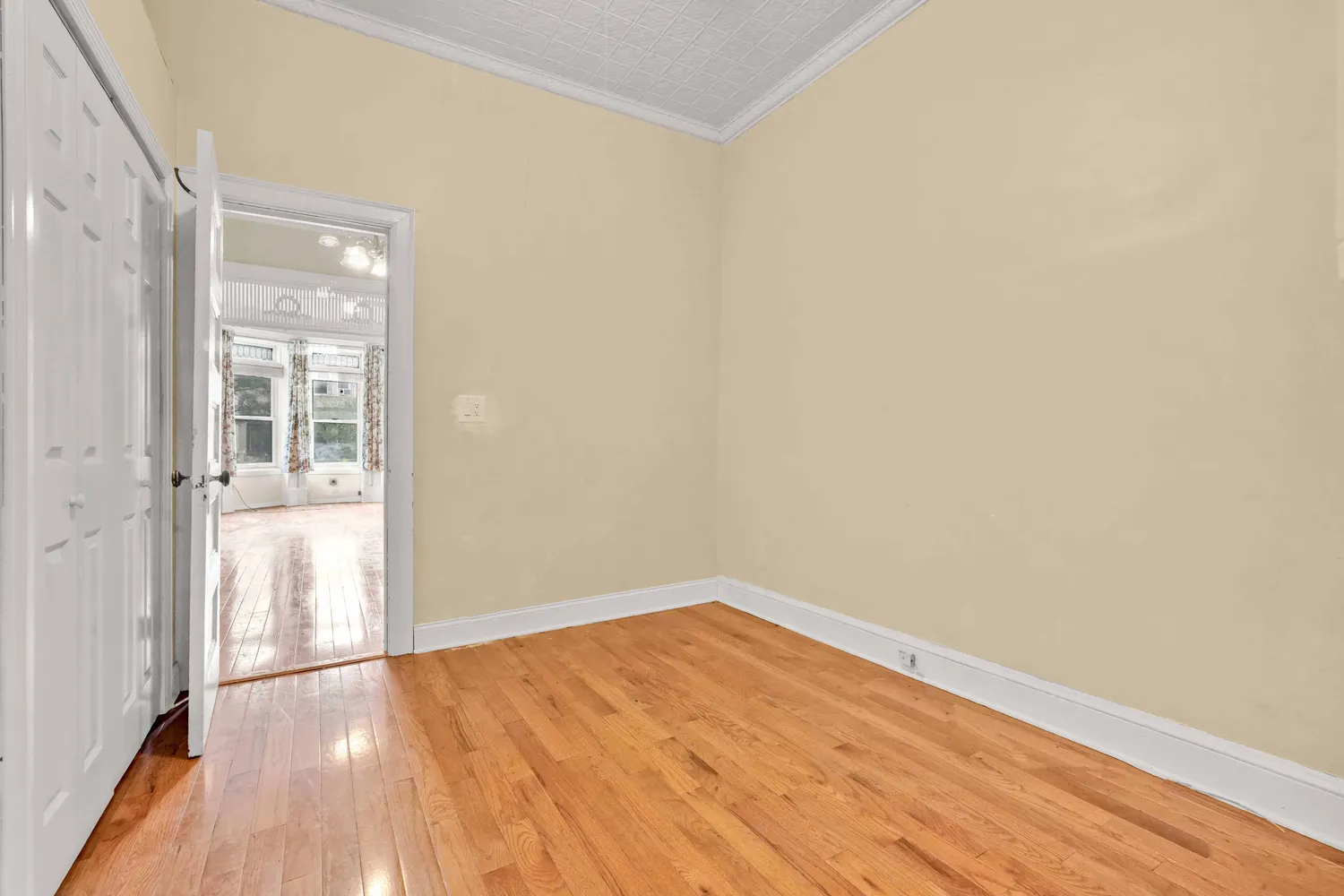 a view of a room with an empty space