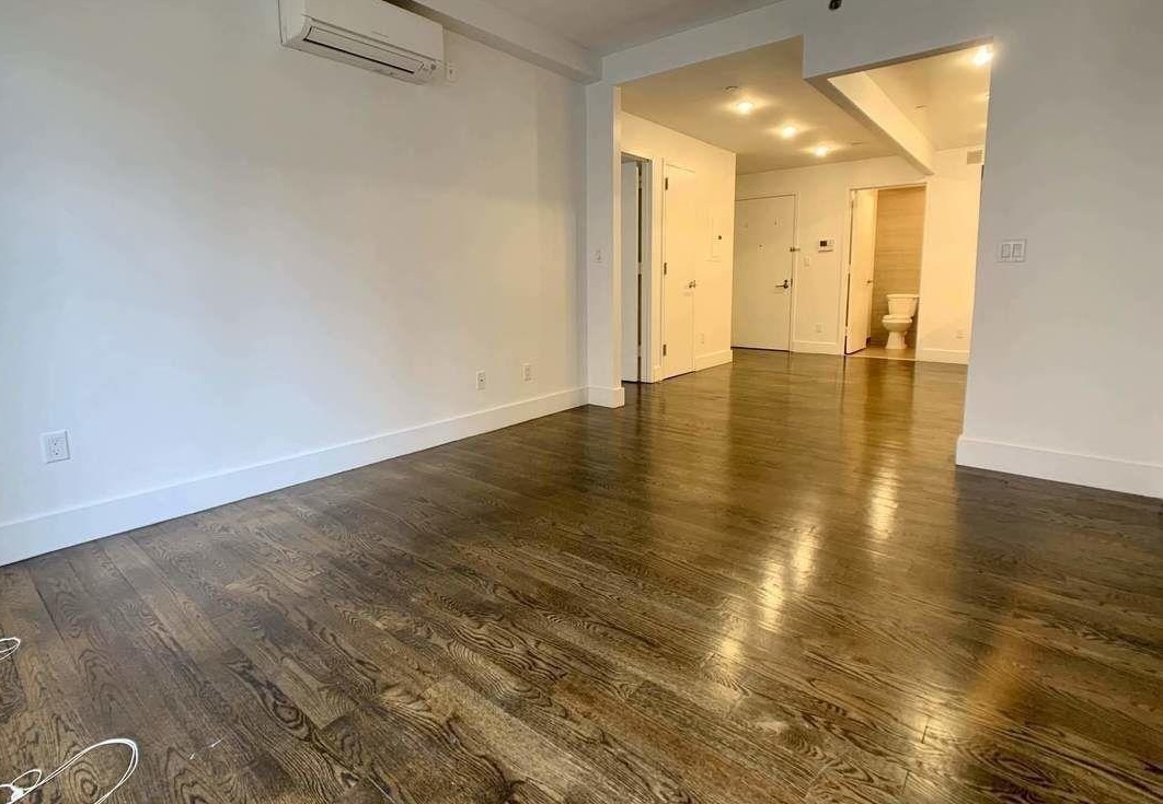 148 East 98th Street, Unit 2A Manhattan, NY 10029 - Photo 4 of 11