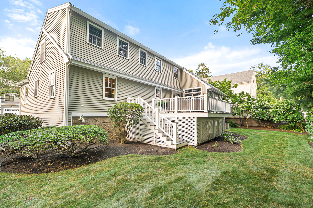 4 Churchill Road Winchester, MA 01890 - Photo 8 of 9 Gallery Image 8
