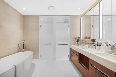 $6,250,000 | 1 West End Avenue, Unit 23A | Upper West Side