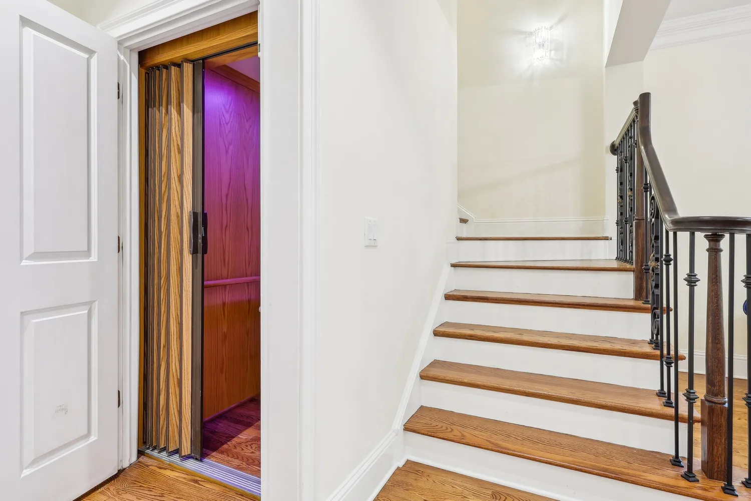 $900,000 | 3127 Lenox Road Northeast, Unit 6, Atlanta, GA 30324