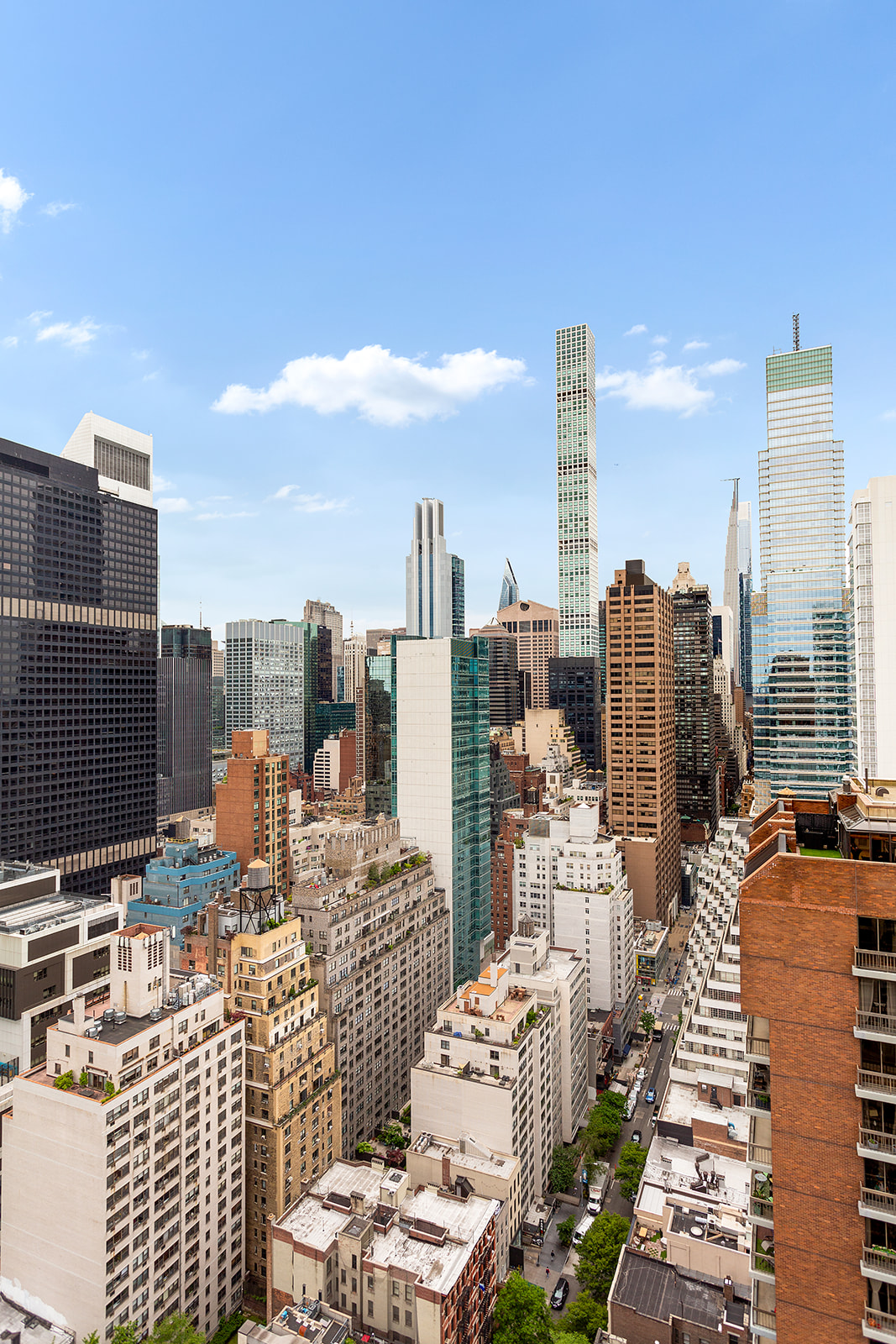 300 East 59th Street, Unit 3502 Manhattan, NY 10022 - Photo 9 of 11