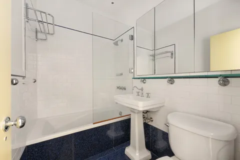 $1,265,000 | 3 Hanover Square, Unit 13C | Financial District