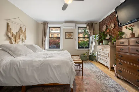 $1,300,000 | 484 Massachusetts Avenue, Unit 1, Boston, MA 02118