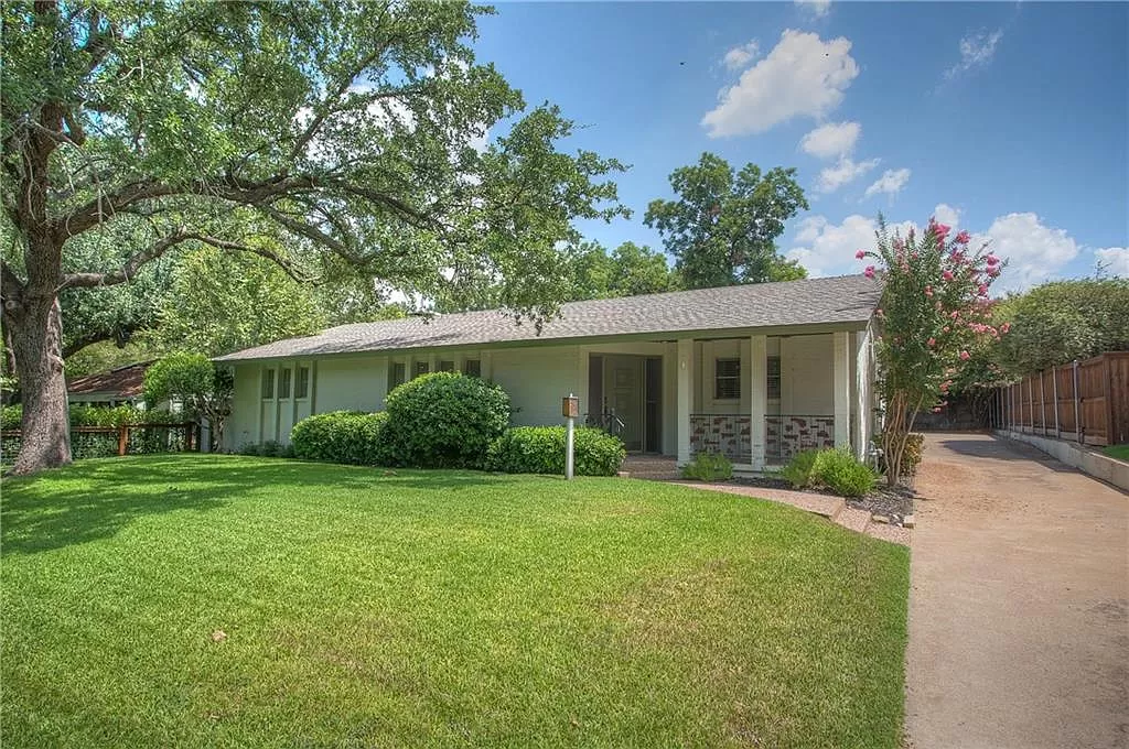 616 Edgefield Road Fort Worth, TX 76107 - Photo 33 of 35