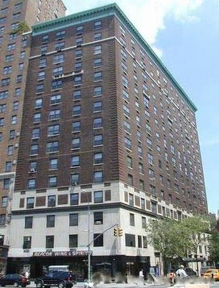 201 West 74th Street, Unit 16A Manhattan, NY 10023 - Photo 12 of 13 a view of a building
