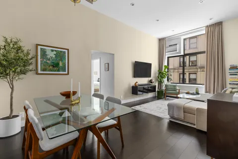 $1,300,000 | 372 5th Avenue, Unit 5F | Midtown South