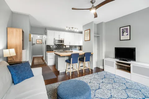 $890,000 | 855 West End Avenue, Unit 4B | Upper West Side