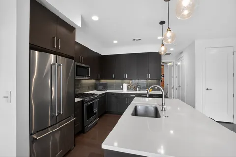 $1,290,000 | 222 West Avenue, Unit 1713, Austin, TX 78701