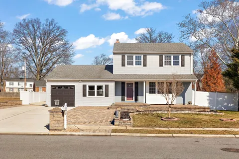 $489,900 | 2407 Larkwood Drive, Wilmington, DE 19810