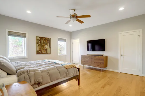 $2,000,000 | 4715 38th Street North, Arlington, VA 22207