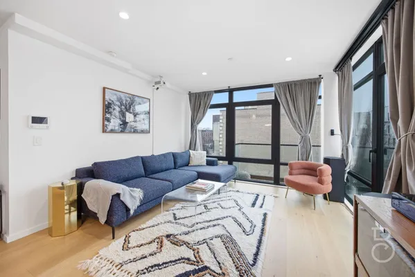 $1,375,000 | 20-48 Steinway Street, Unit PHA | Astoria