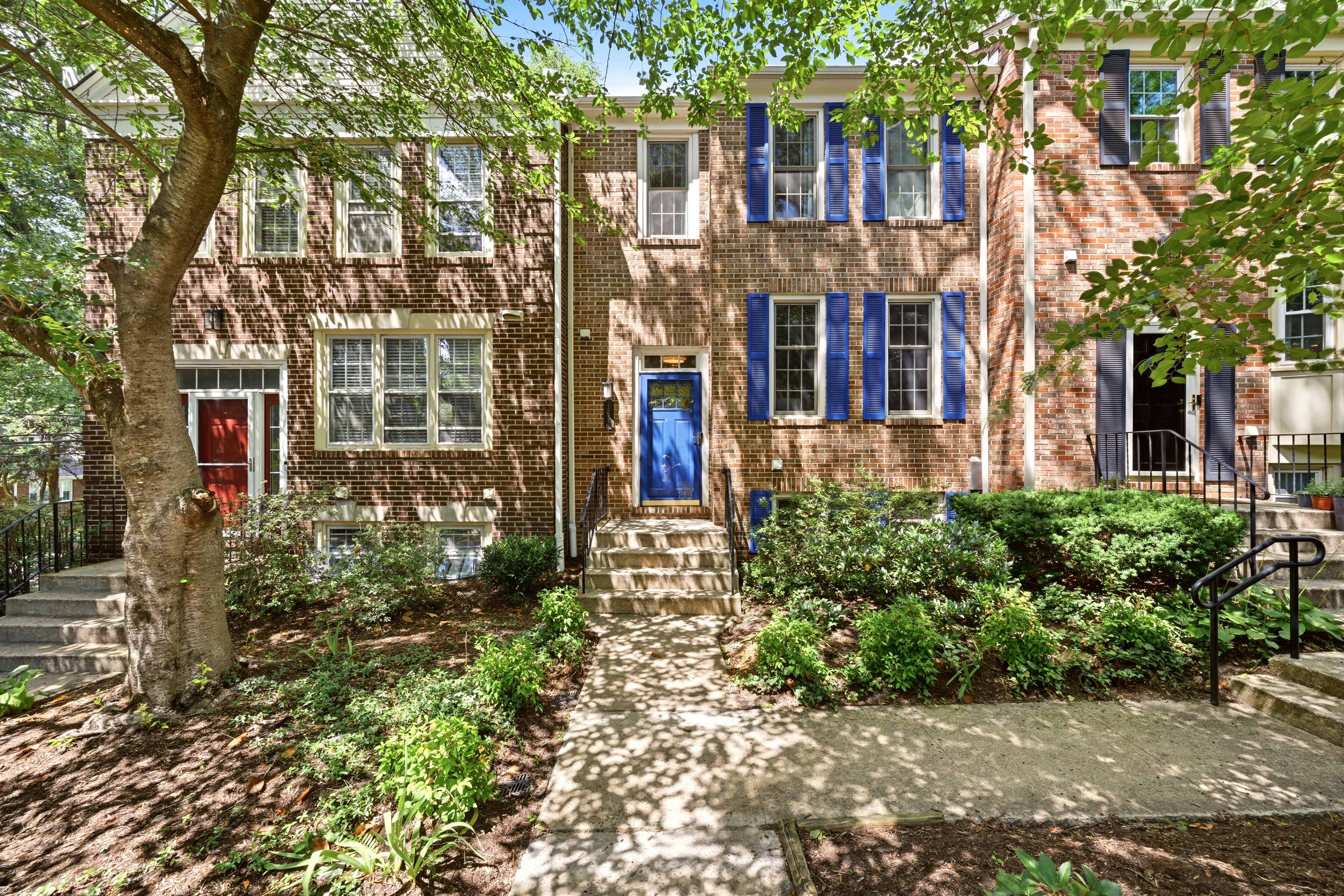 1111 Fairview Court Silver Spring, MD 20910 - Photo 1 of 38