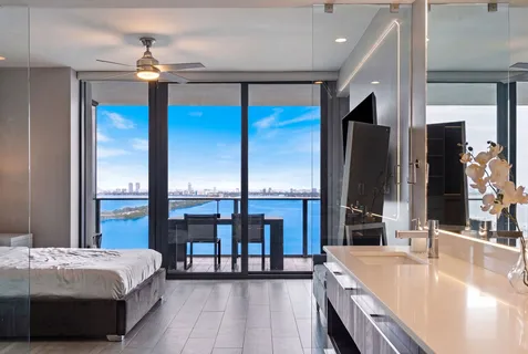$6,100 | 3131 Northeast 7th Avenue, Unit 2402, Miami, FL 33137