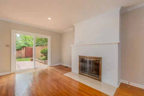 $830,000 | 3726 12th Street South, Arlington, VA 22204