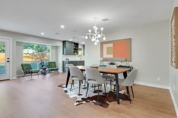 $1,499,900 | 2504 Deerfoot Trail, Austin, TX 78704