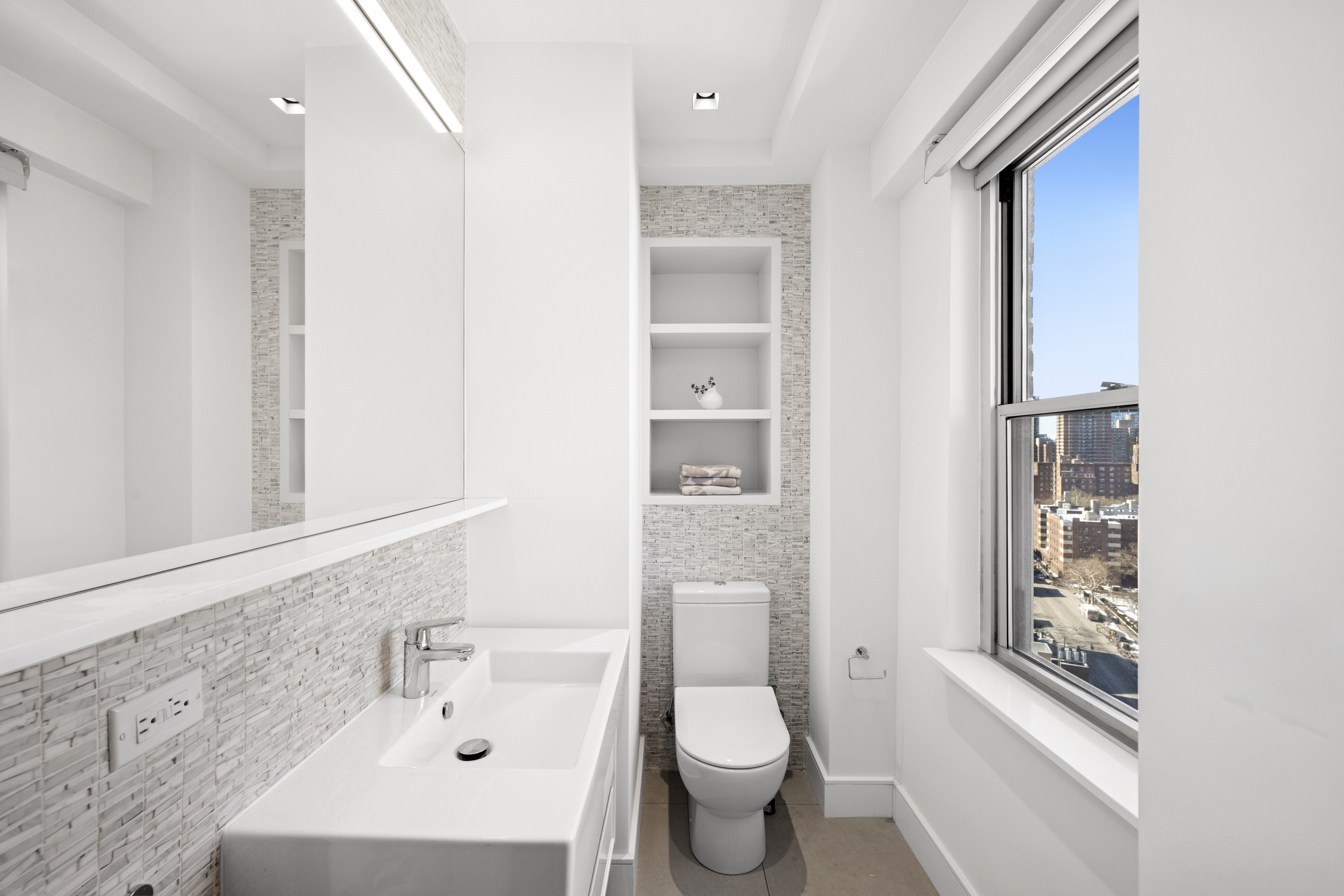 573 Grand Street, Unit D1707&1801 Manhattan, NY 10002 - Photo 13 of 15